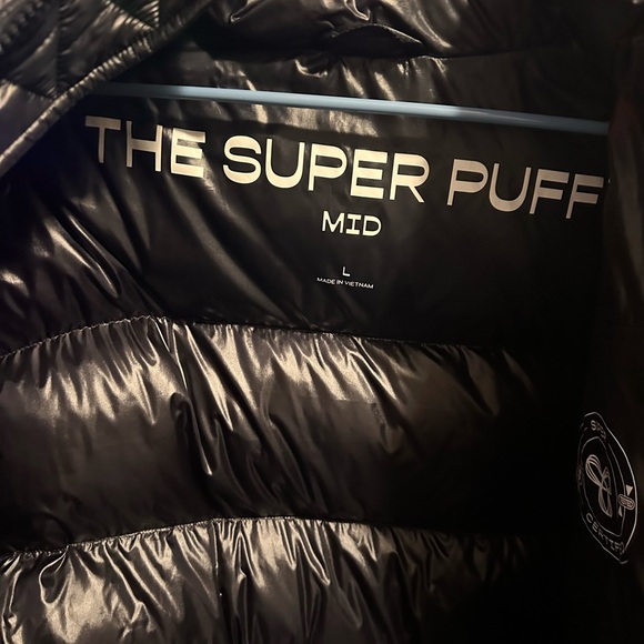 Aritzia’s Super Puff Midi Puffer in Hi-Gloss Black - Size L - Picture 4 of 8